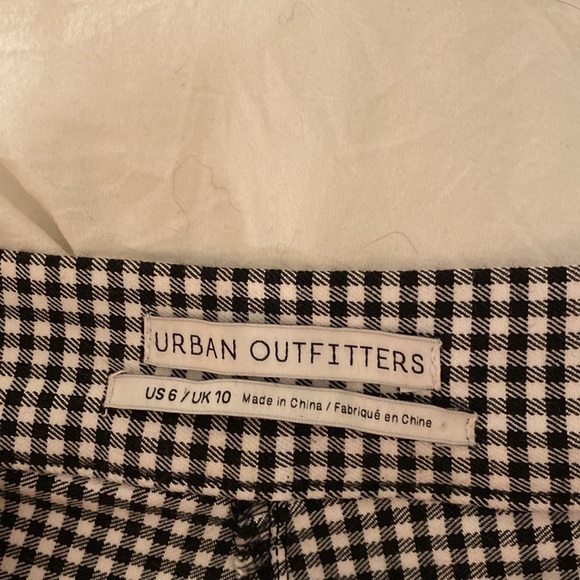 URBAN OUTFITTERS BLACK PLAID PANTS - Picture 4 of 4